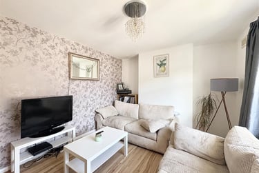 3 bed house, Aston Avenue, Lenton Abbey, Nottingham, NG92SS - Image 3